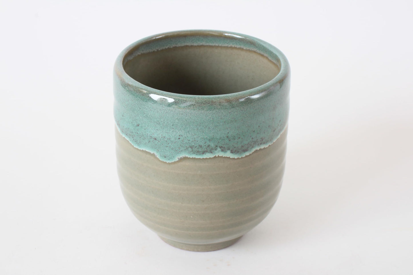 Mino ware Japanese Pottery Yunomi Chawan Chubby Tea Cup 10.5oz made in Japan (Japan Import) MMY005 (Moss Green)
