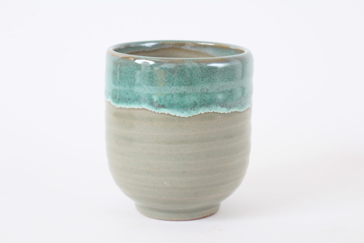 Mino ware Japanese Pottery Yunomi Chawan Chubby Tea Cup 10.5oz made in Japan (Japan Import) MMY005 (Moss Green)