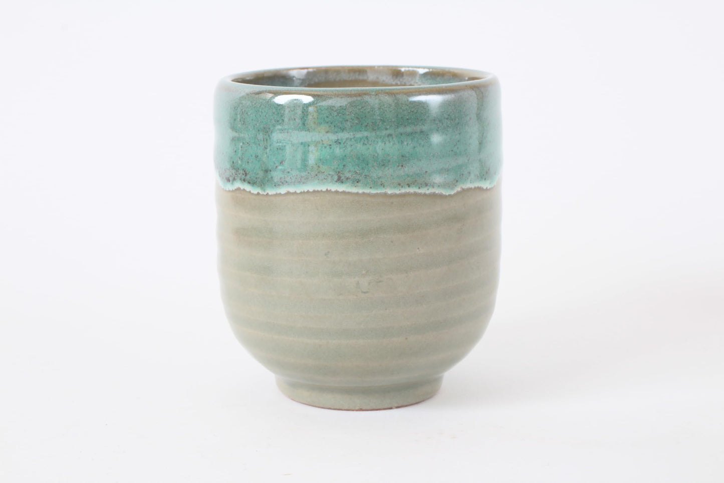 Mino ware Japanese Pottery Yunomi Chawan Chubby Tea Cup 10.5oz made in Japan (Japan Import) MMY005 (Moss Green)