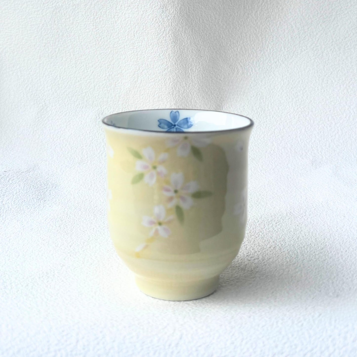 Manekineko-Ai Yunomi Mino ware Japanese green tea cup, Cherry blossom Japan,6.76oz